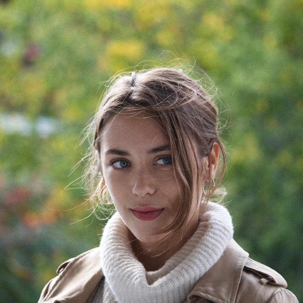 Meet your Posher, Genevieve